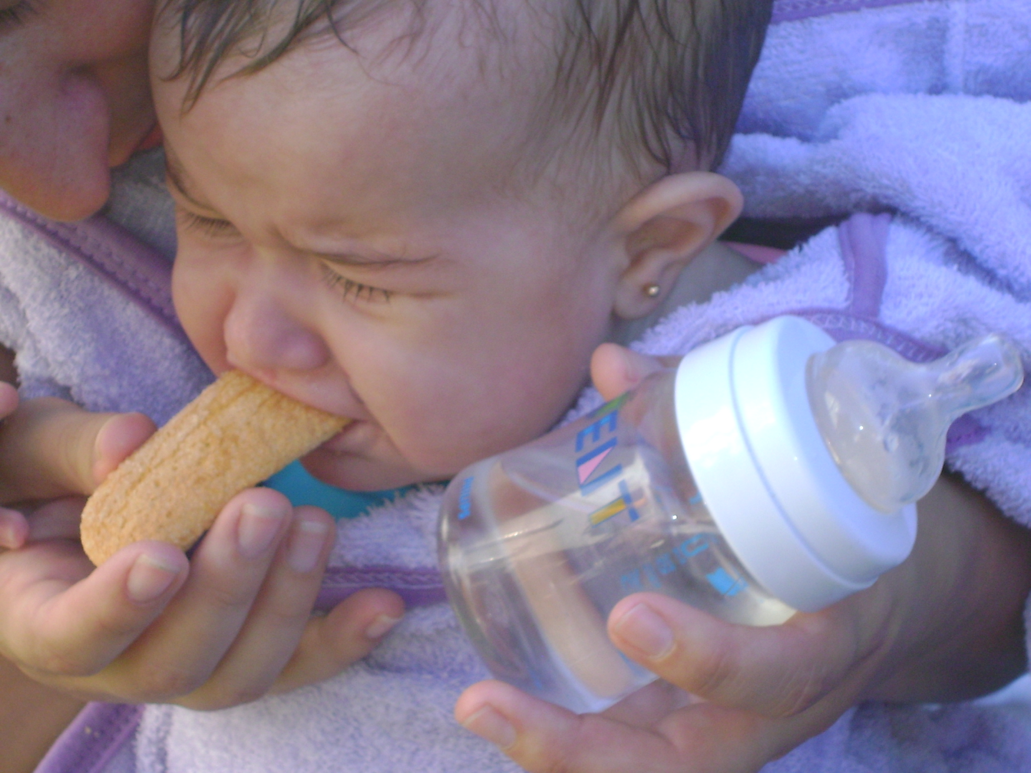 fotos/2010-12-08 - Iara bici y pileta/DSC03049.JPG